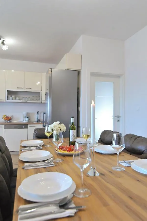 Apartament Perla Maslenica