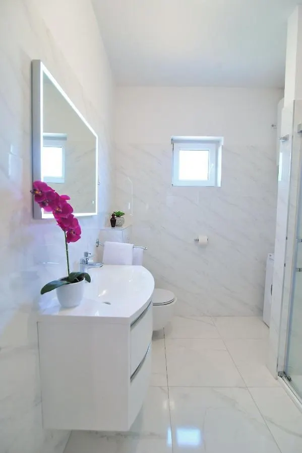 Apartament Perla Maslenica